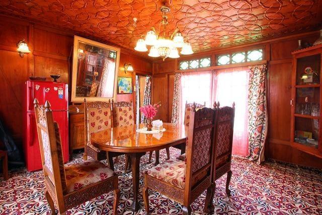 Houseboat Lily Of Nageen Srīnagar Exteriér fotografie