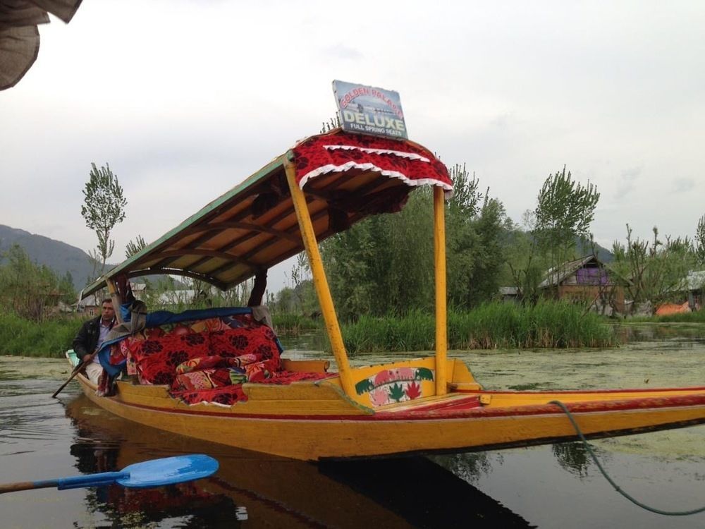 Houseboat Lily Of Nageen Srīnagar Exteriér fotografie